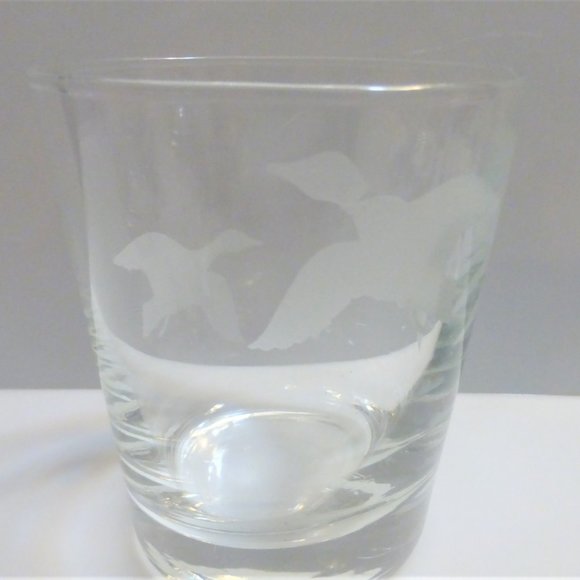 7 WHISKEY GLASSES Frosted w/ Etched Geese Bird Hunting Camp Vintage Shot Glass - Picture 6 of 10